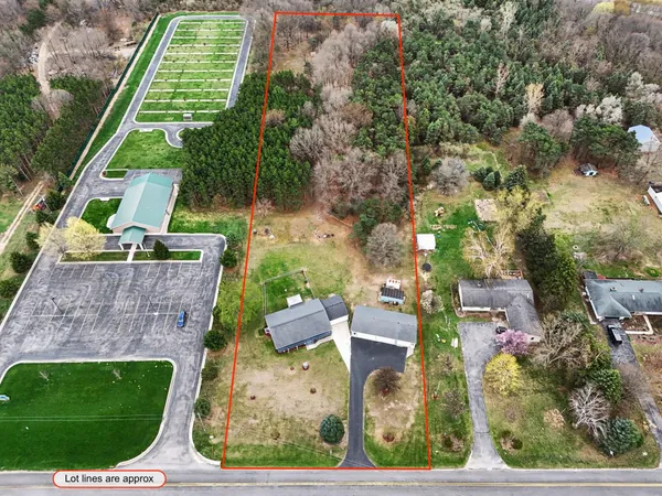 $389,000 | 4935 West Deren Road, Ludington, MI 49431