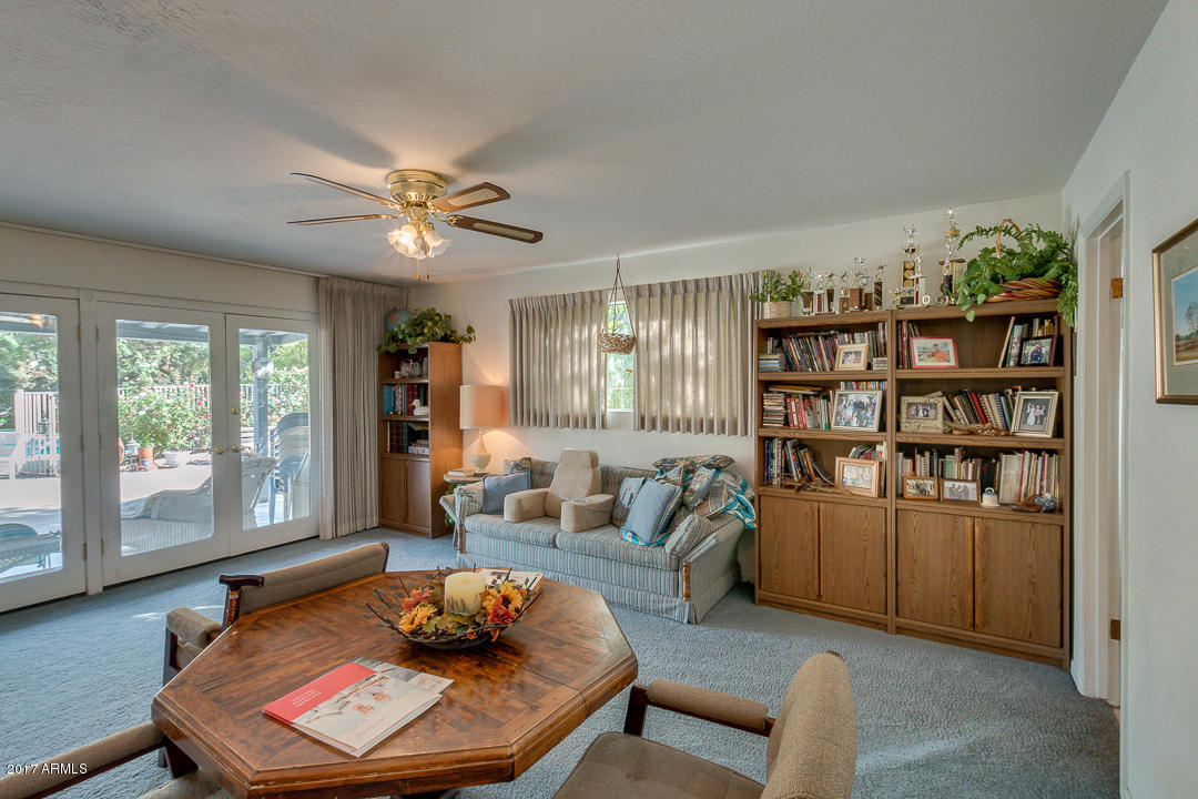 9239 South Terrace Road Tempe, AZ 85284 - Photo 13 of 65 13-Warner