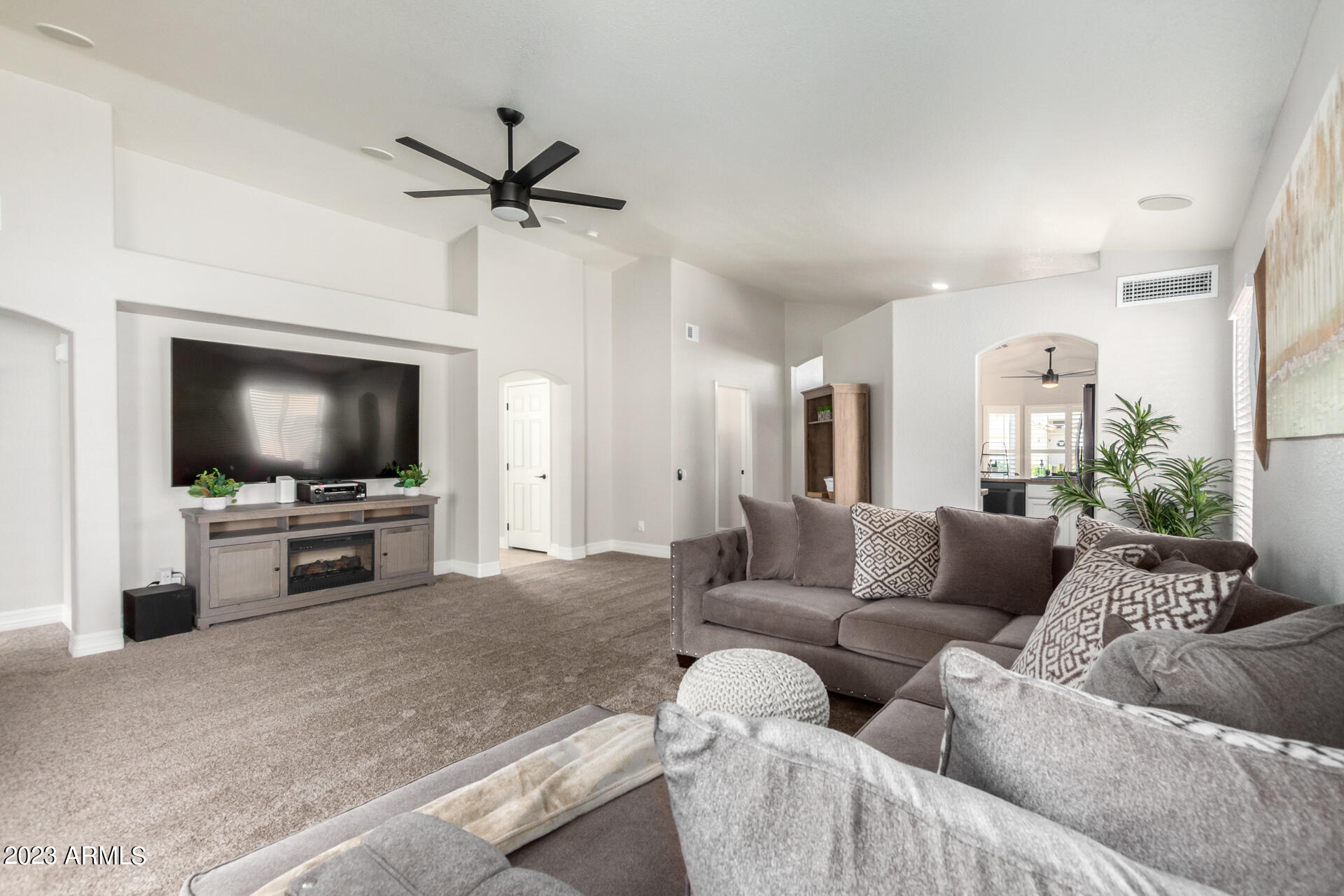 3907 East Page Avenue Gilbert, AZ 85234 - Photo 4 of 80 0008-08 - Page