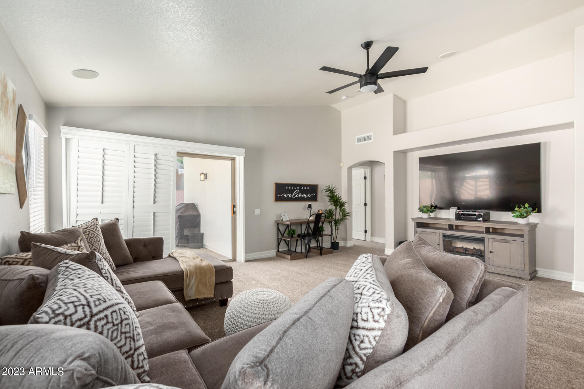 3907 East Page Avenue Gilbert, AZ 85234 - Photo 7 of 80 0011-11 - Page