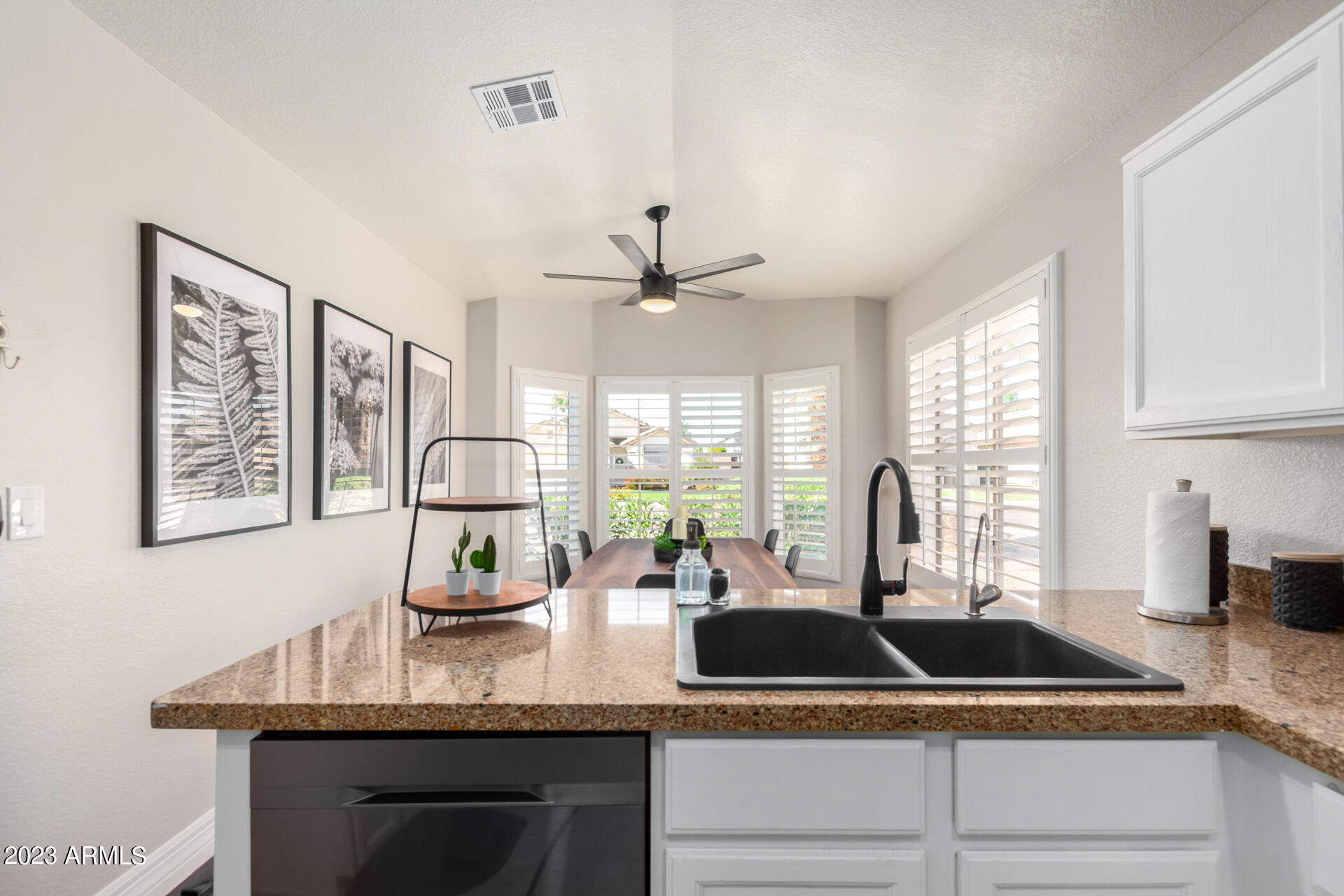 3907 East Page Avenue Gilbert, AZ 85234 - Photo 10 of 80 0014-14 - Page