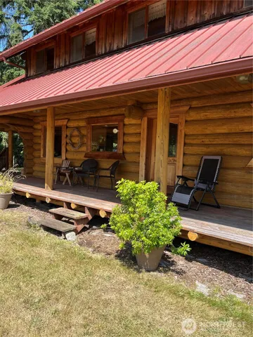 $2,800 | 4050 South Hollyhock Lane, Langley, WA 98260