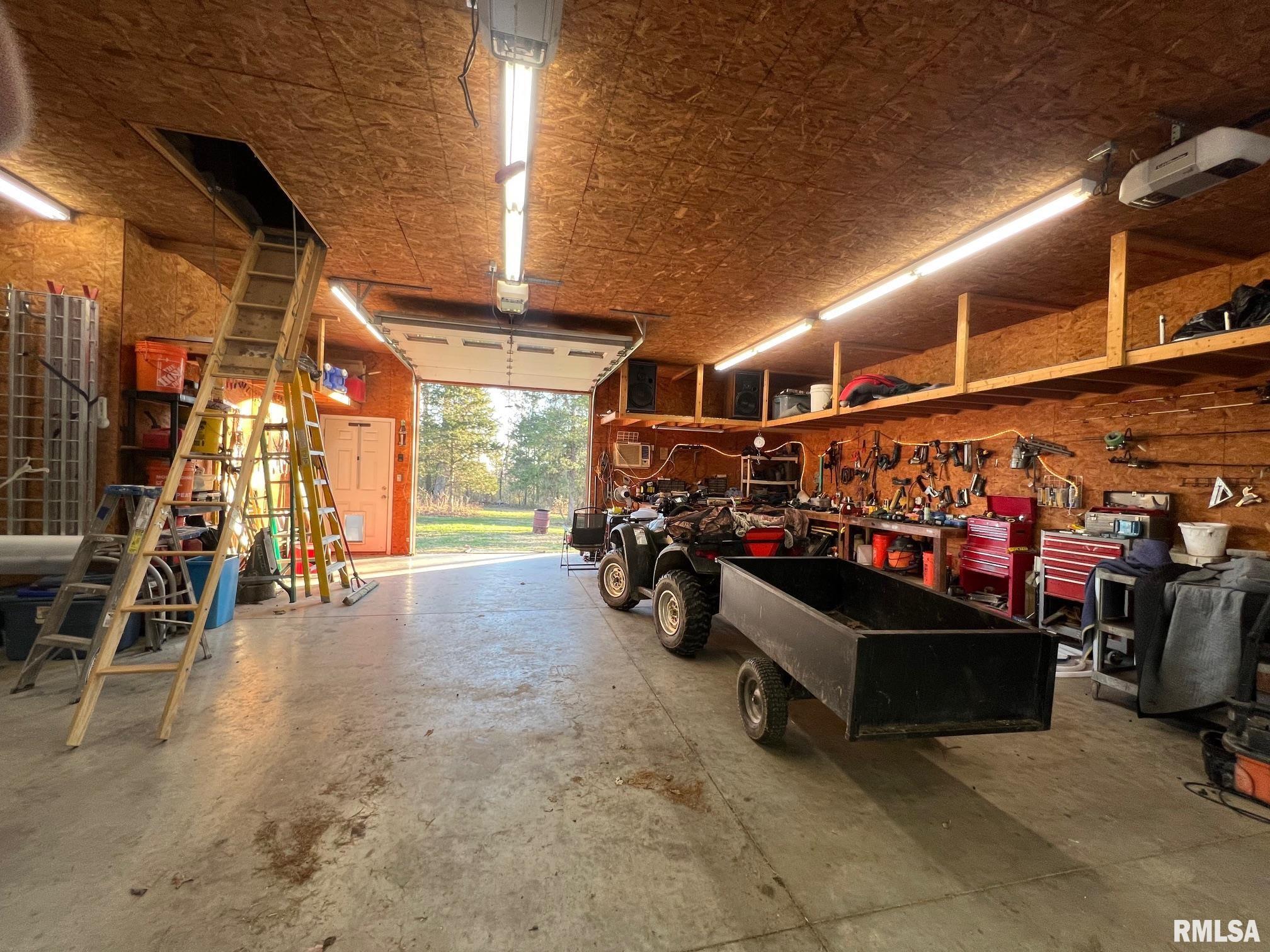 14052 Summer Road Benton, IL 62812 - Photo 34 of 41