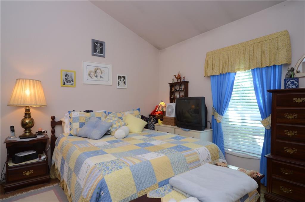 1107 Kenzie Road Pittsburgh, PA 15205 - Photo 14 of 16 Gallery Image 14