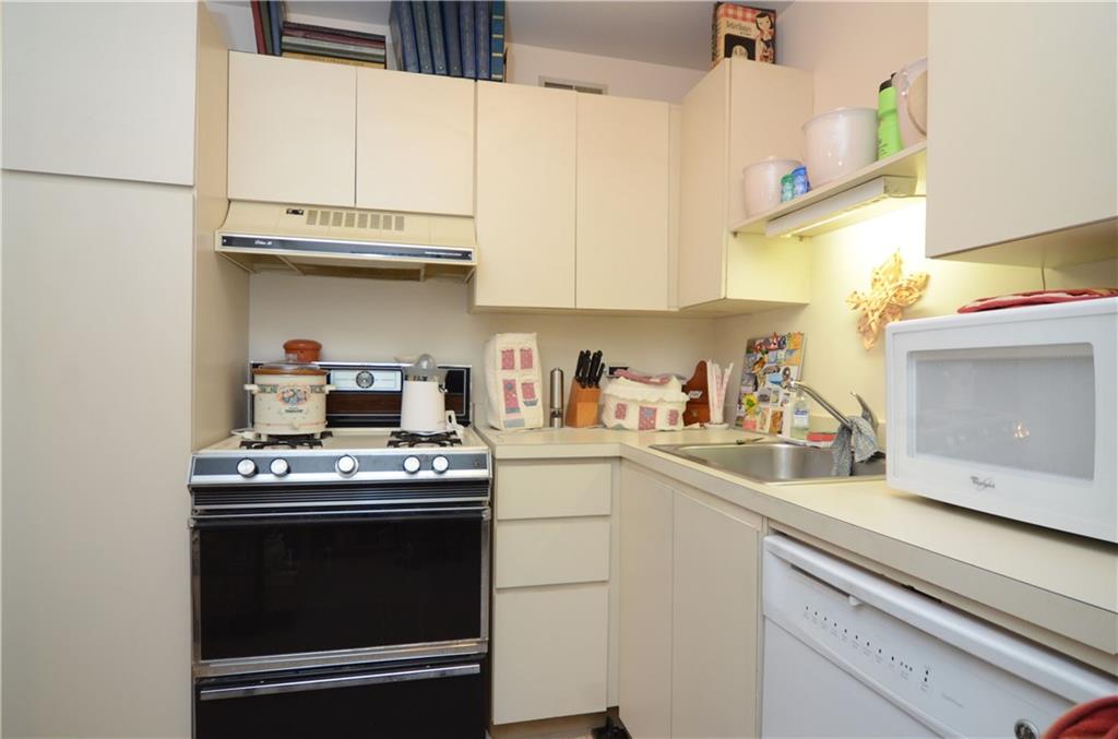 1107 Kenzie Road Pittsburgh, PA 15205 - Photo 10 of 16 Gallery Image 10