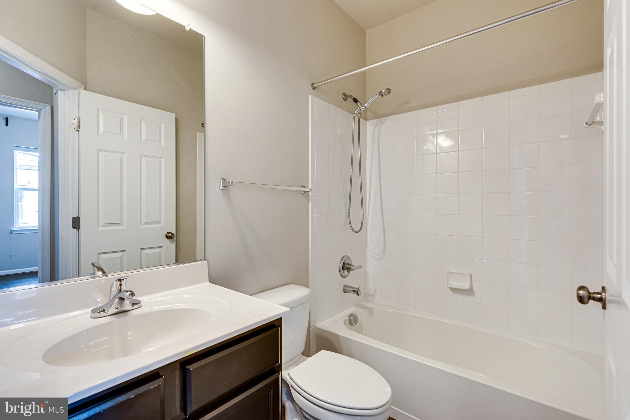 14263 Travilah Road Rockville, MD 20850 - Photo 34 of 38