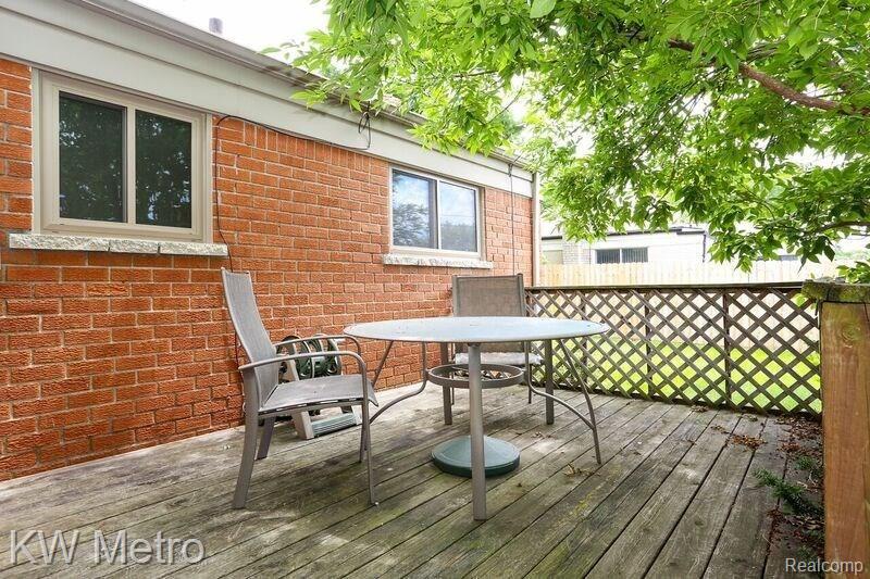 32745 Bunert Road Warren, MI 48088 - Photo 28 of 30 Deck.jpg