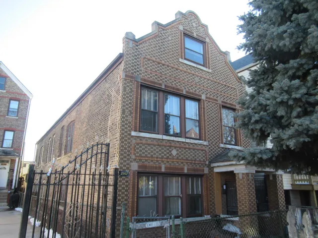 $275,000 | 2943 West 25th Place, Chicago, IL 60623
