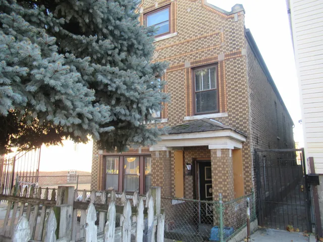 $275,000 | 2943 West 25th Place, Chicago, IL 60623