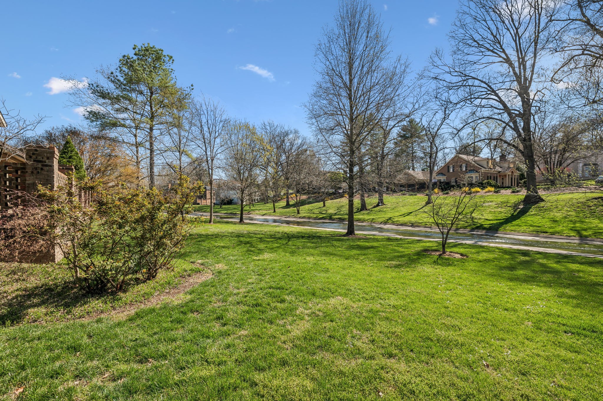 29 Washington Park Nashville, TN 37205 - Photo 50 of 60 a view of a park with large trees