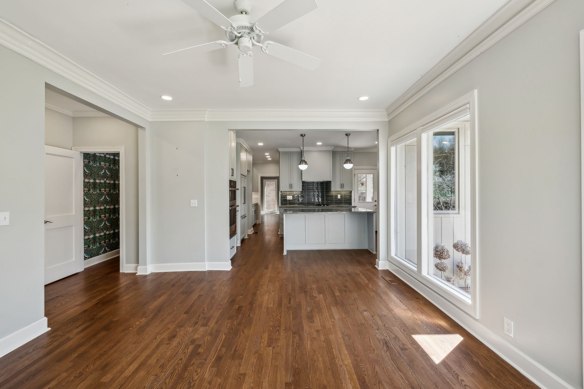 29 Washington Park Nashville, TN 37205 - Photo 9 of 60 a view of a kitchen with wooden floor and a kitchen
