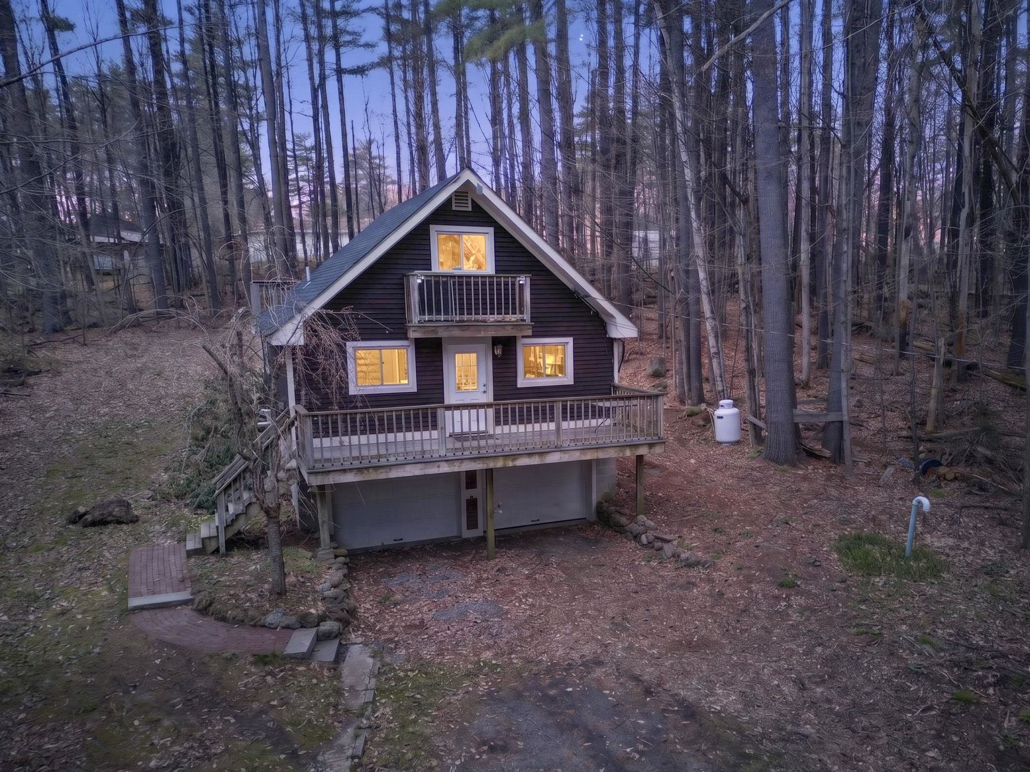 8 Winter Road Hillsborough, NH 03244 - Photo 27 of 37