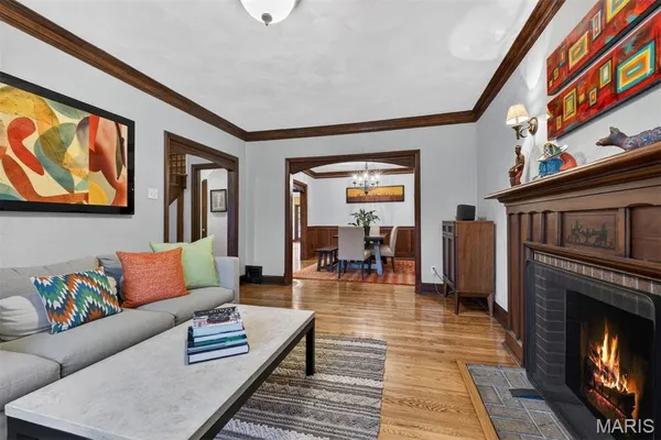 $1,100,000 | 6329 San Bonita Avenue, Clayton, MO 63105