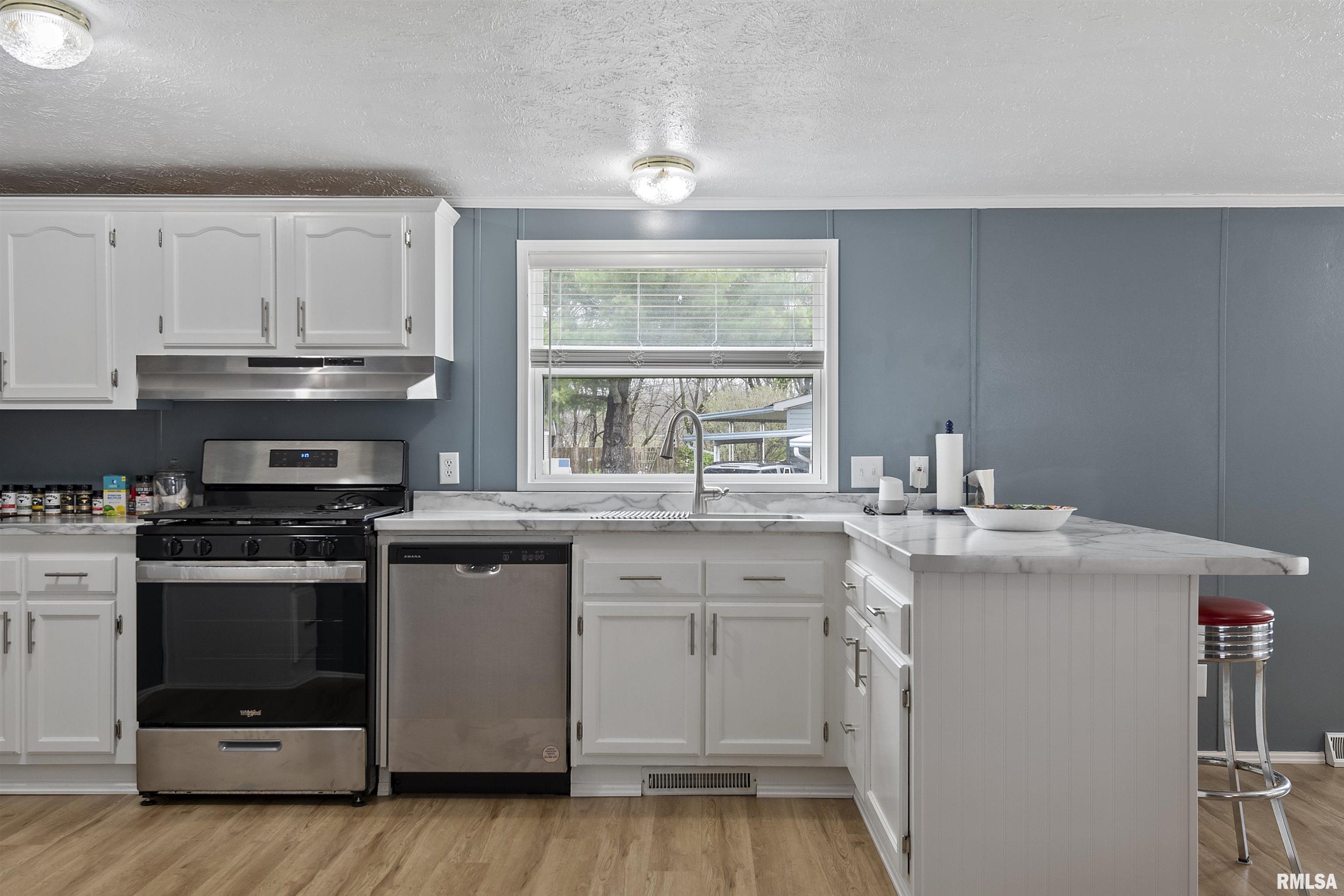 3535 East Cook Street Springfield, IL 62703 - Photo 12 of 28