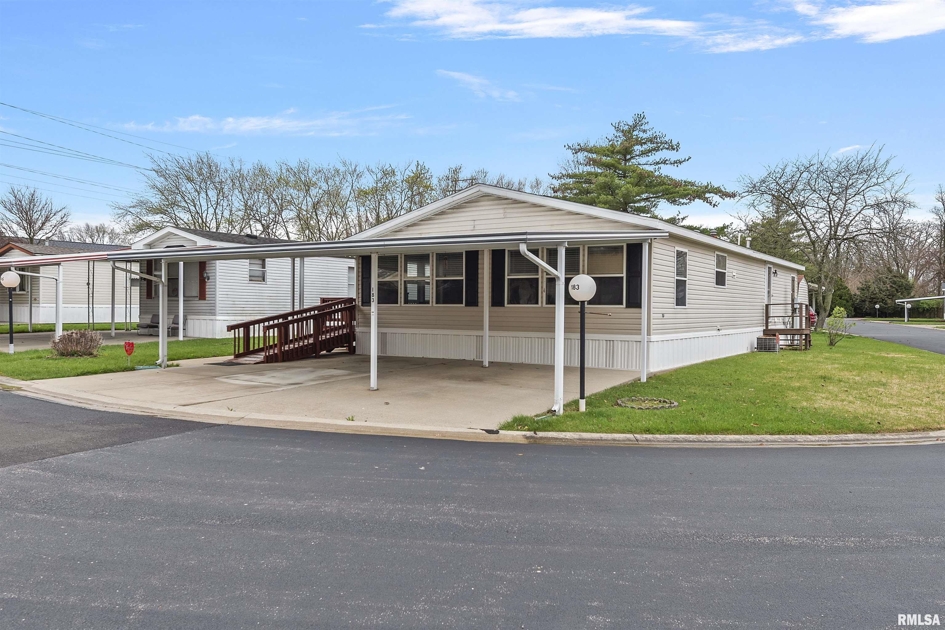 3535 East Cook Street Springfield, IL 62703 - Photo 3 of 28