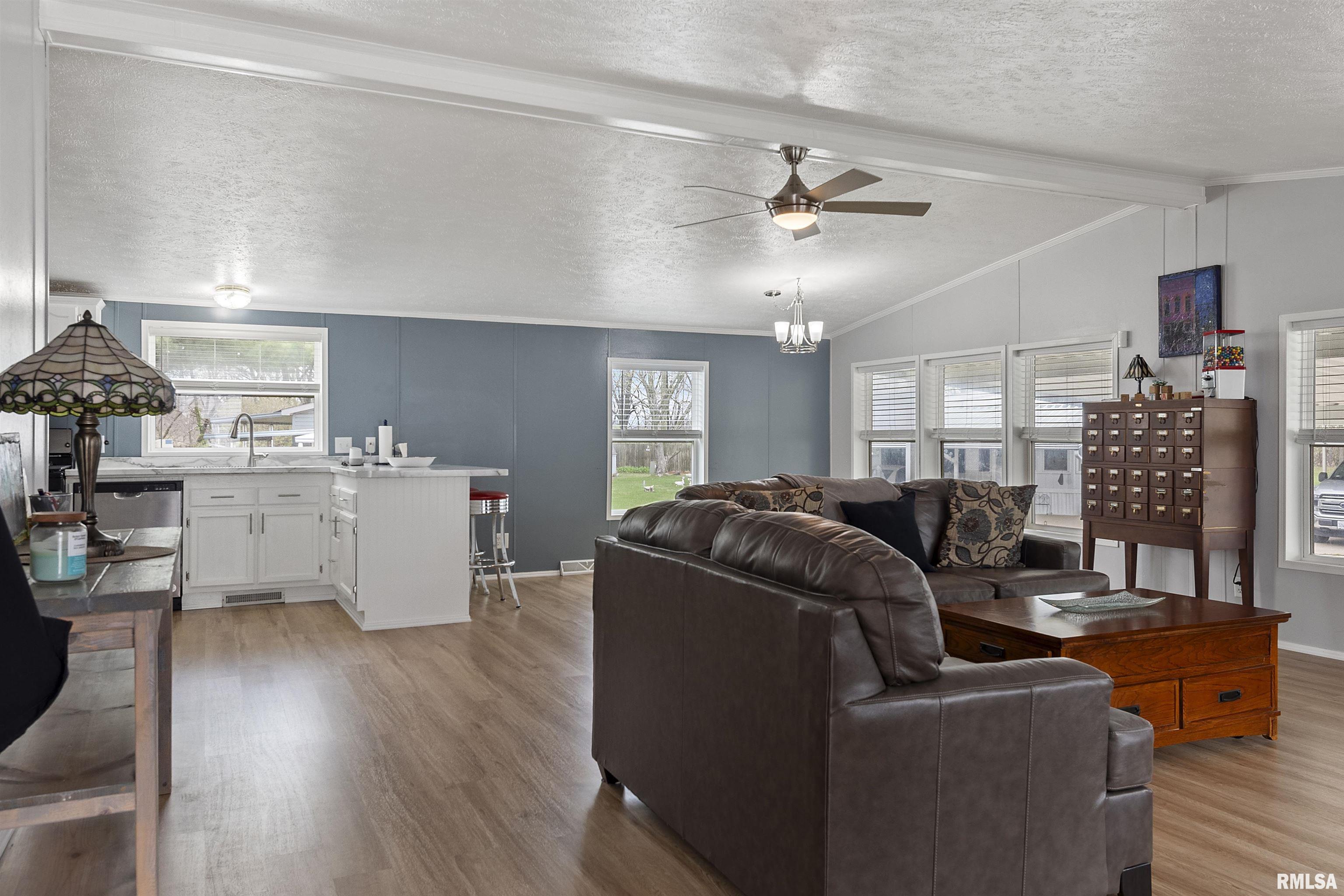 3535 East Cook Street Springfield, IL 62703 - Photo 4 of 28