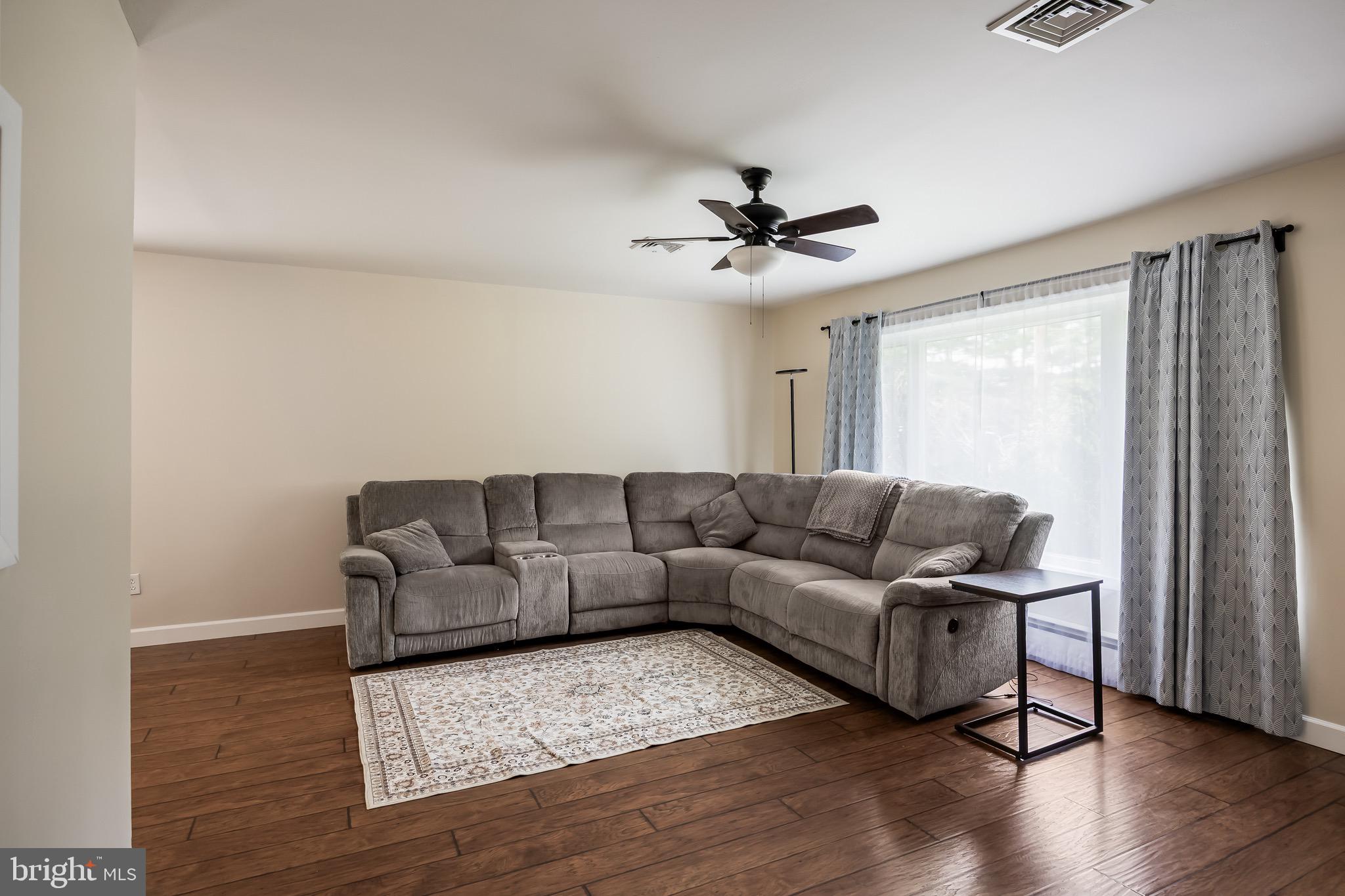925 Lower Landing Road Blackwood, NJ 08012 - Photo 7 of 25
