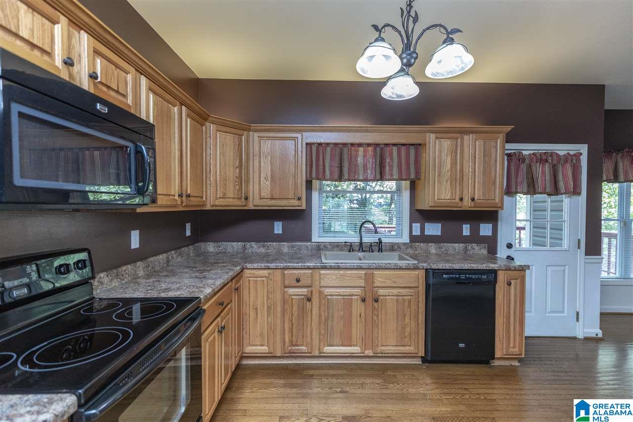 801 Boulder Ridge Circle Birmingham, AL 35244 - Photo 6 of 39
