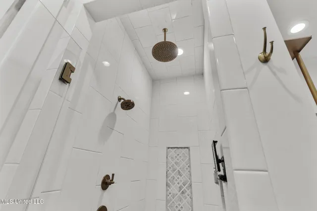 $859,000 | 210 Disciple Drive, Brandon, MS 39047