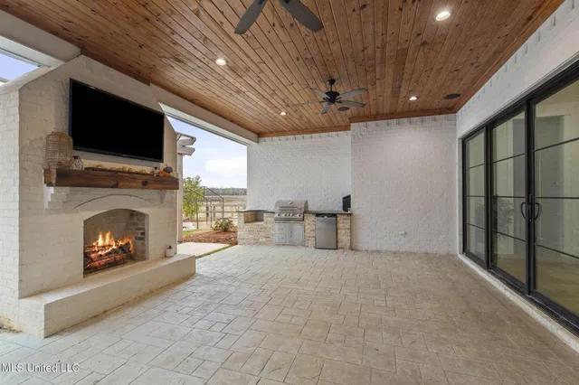 $859,000 | 210 Disciple Drive, Brandon, MS 39047