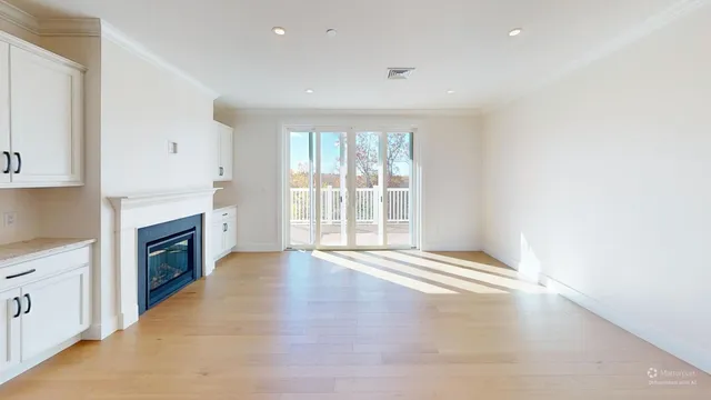 $646,347 | 1 Longview Drive, Unit 306, Atkinson, NH 03811