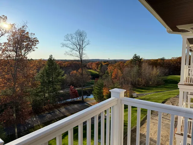 $646,347 | 1 Longview Drive, Unit 306, Atkinson, NH 03811