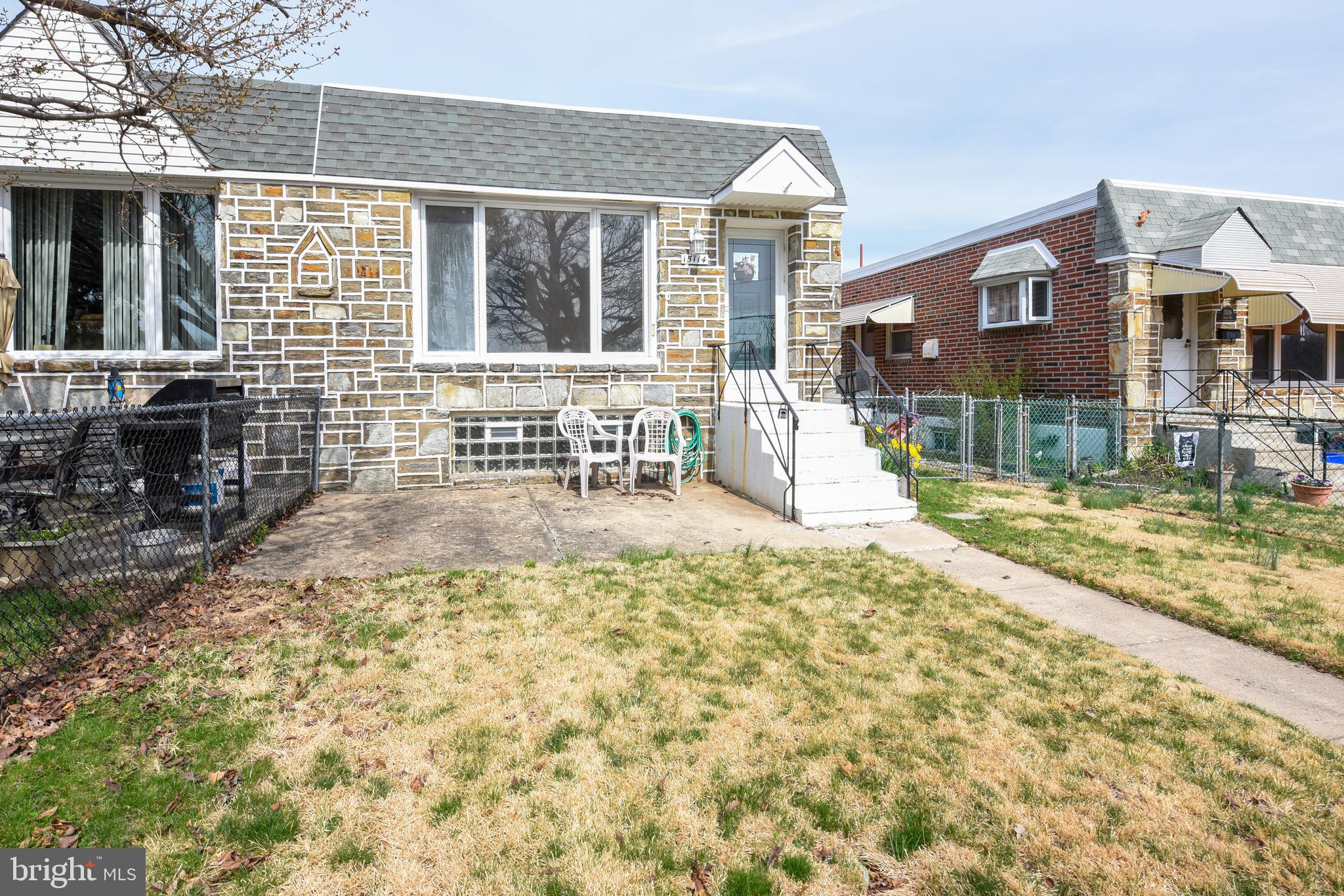 15114 Carter Road Philadelphia, PA 19116 - Photo 1 of 13 Gallery Image 1