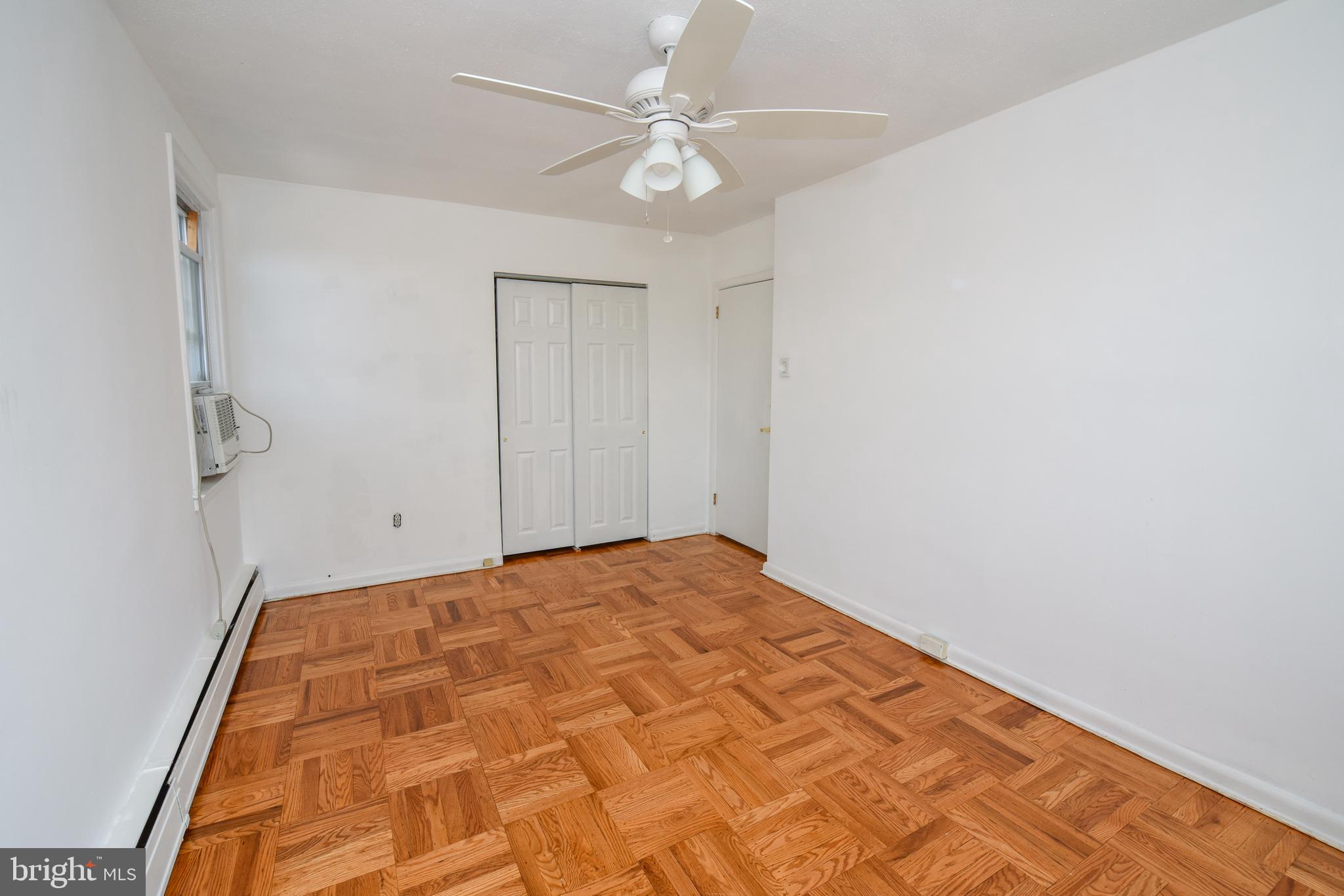 15114 Carter Road Philadelphia, PA 19116 - Photo 8 of 13 Gallery Image 8