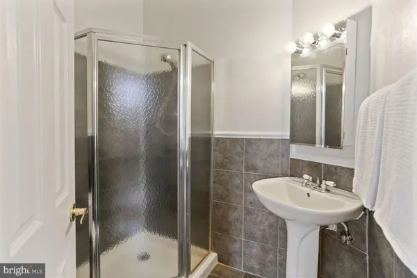 $4,750 | 1908 6th Street Northwest, Washington, DC 20001