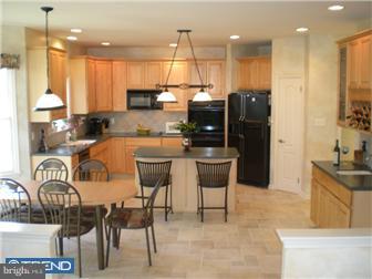 37 Stanwyck Road Mount Laurel, NJ 08054 - Photo 4 of 12