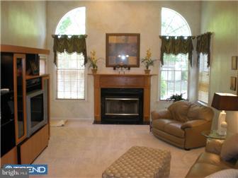 37 Stanwyck Road Mount Laurel, NJ 08054 - Photo 5 of 12