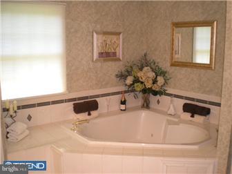 37 Stanwyck Road Mount Laurel, NJ 08054 - Photo 10 of 12