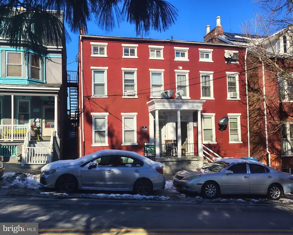 $565,000 | 215 West Vine Street, Lancaster, PA 17603