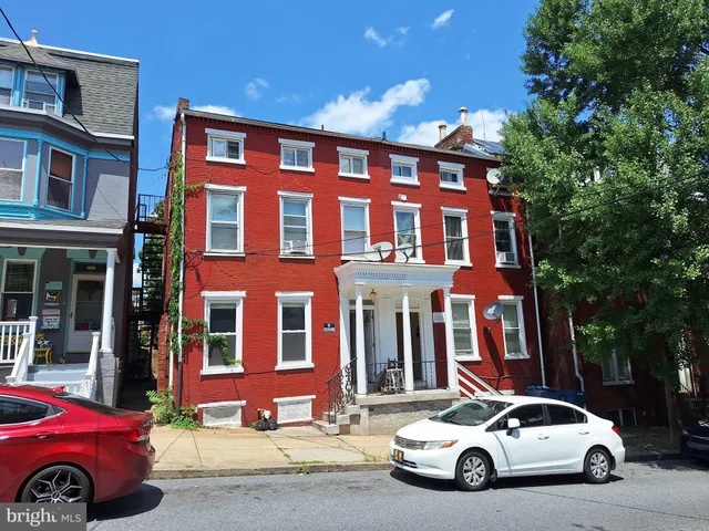 $565,000 | 215 West Vine Street, Lancaster, PA 17603