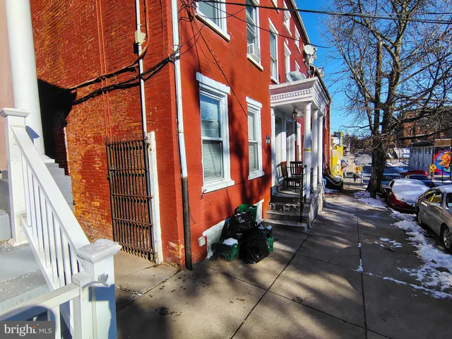 $565,000 | 215 West Vine Street, Lancaster, PA 17603