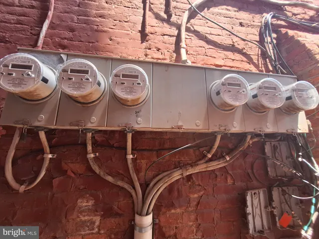 $565,000 | 215 West Vine Street, Lancaster, PA 17603