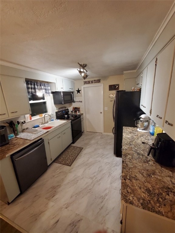 3 Jade Road Coventry, RI 02816 - Photo 5 of 14