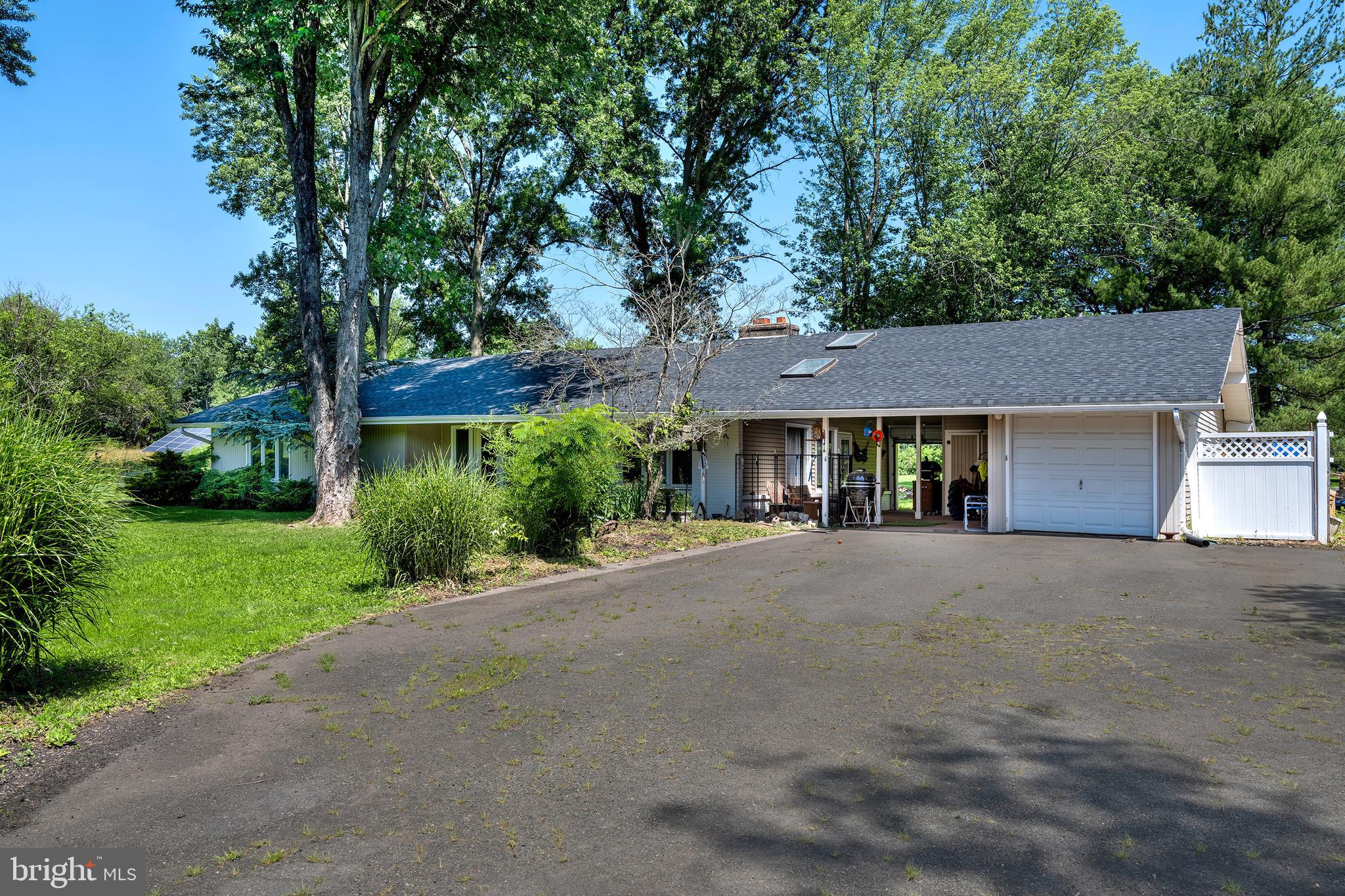 420 Sunset Road Skillman, NJ 08558 - Photo 4 of 10