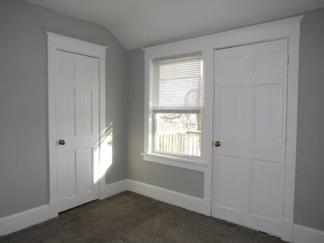 $220,000 | 8 Industrial Avenue, Duluth, MN 55808