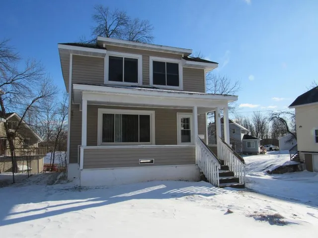 $220,000 | 8 Industrial Avenue, Duluth, MN 55808