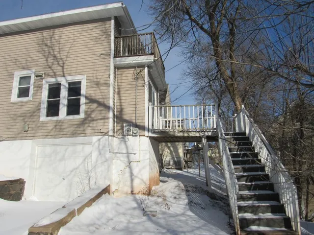 $220,000 | 8 Industrial Avenue, Duluth, MN 55808