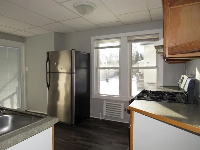 $220,000 | 8 Industrial Avenue, Duluth, MN 55808