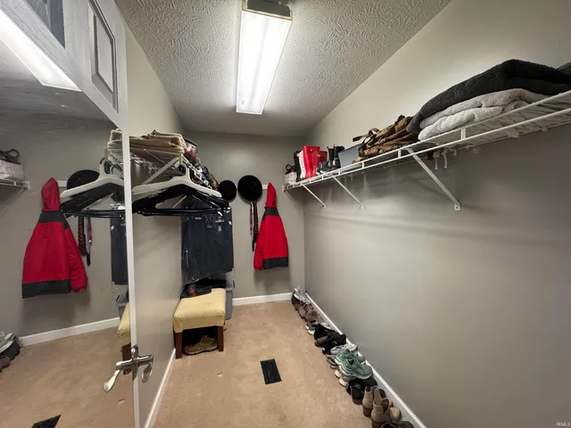 $320,000 | 13701 North Walnut Street, Muncie, IN 47303