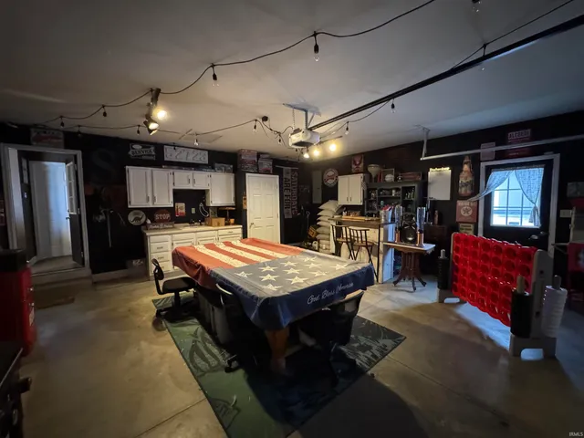 $320,000 | 13701 North Walnut Street, Muncie, IN 47303