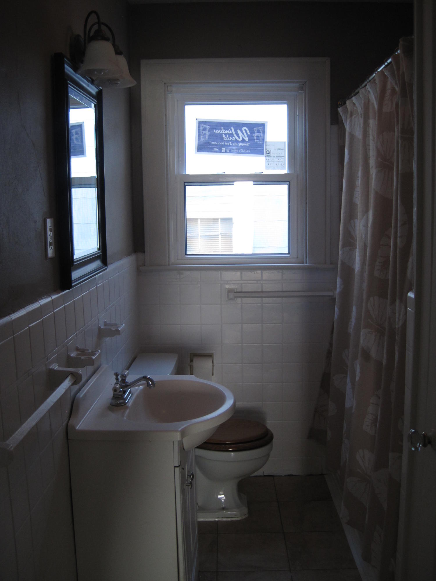 125 South Moore Road Chattanooga, TN 37411 - Photo 13 of 17 Full Bath