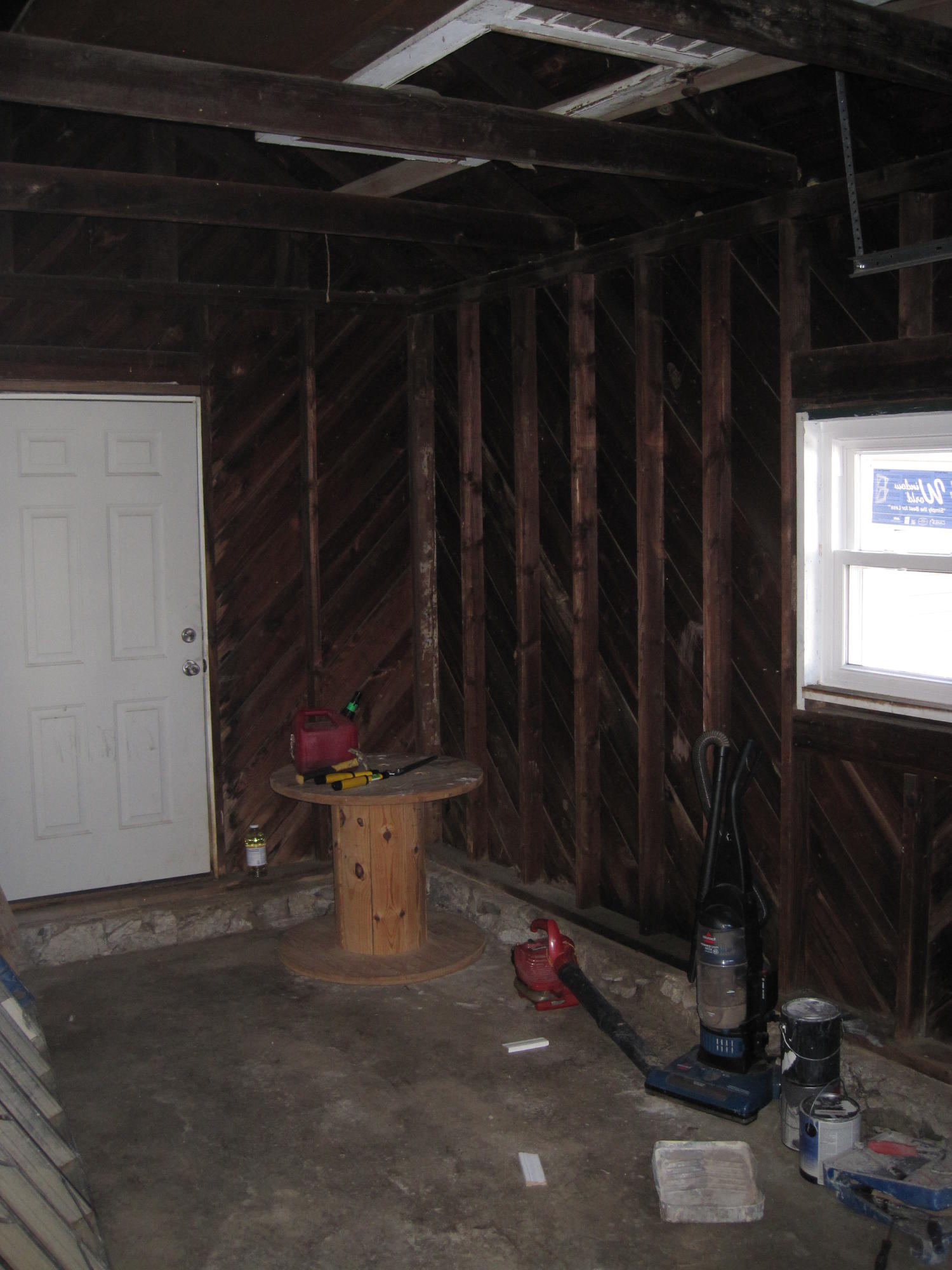125 South Moore Road Chattanooga, TN 37411 - Photo 14 of 17 1 car garage