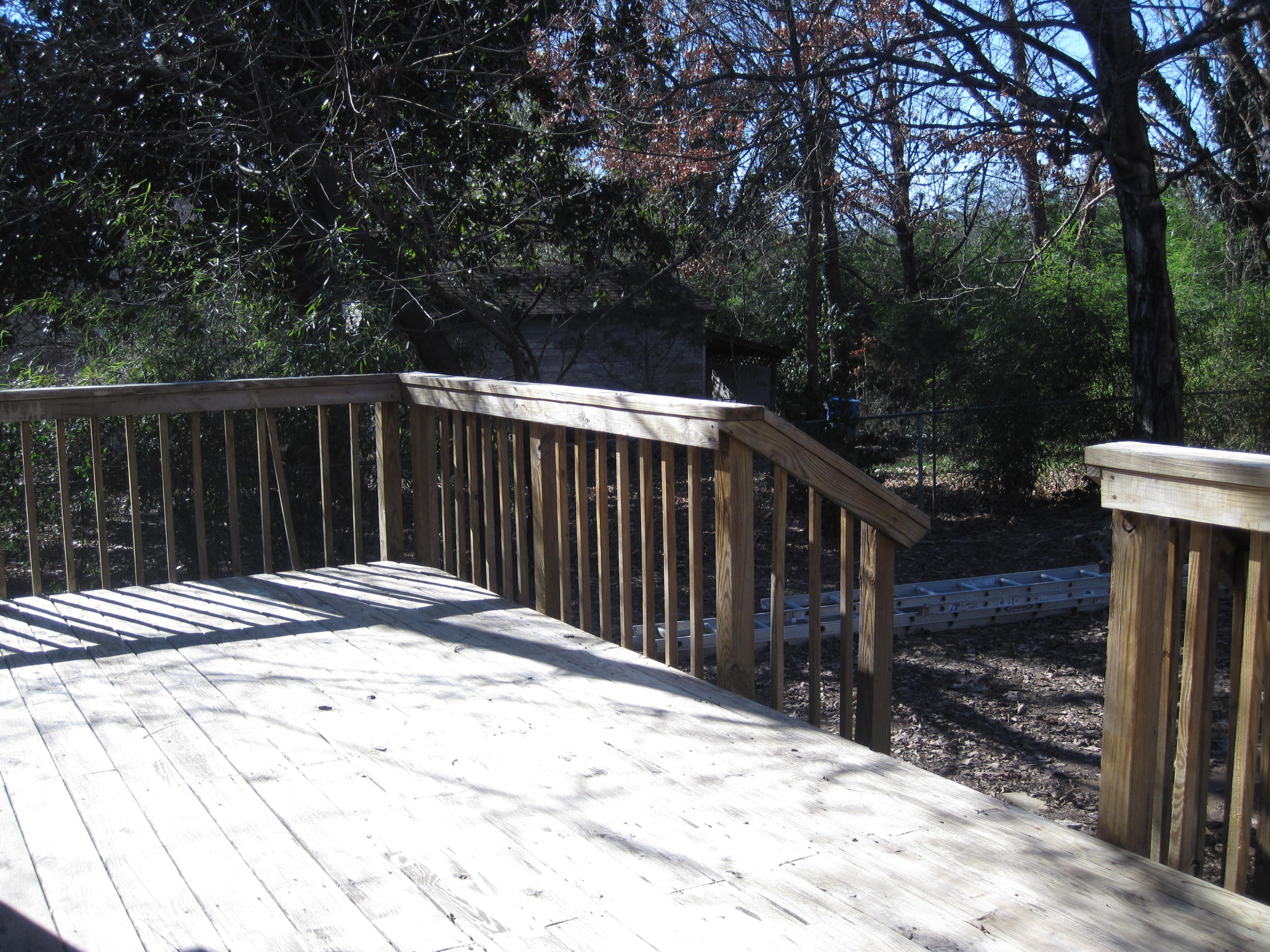 125 South Moore Road Chattanooga, TN 37411 - Photo 17 of 17 Great deck for entertaining