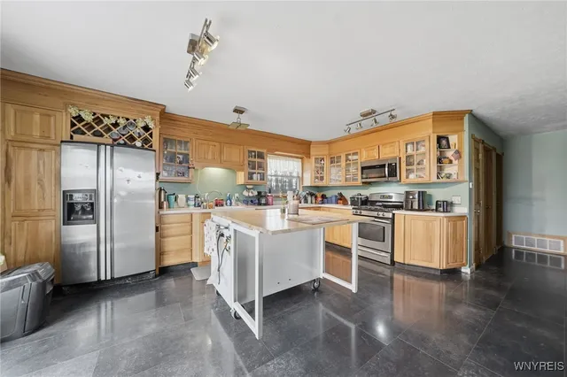 $279,900 | 16530 Woodchuck Alley, Kendall, NY 14476