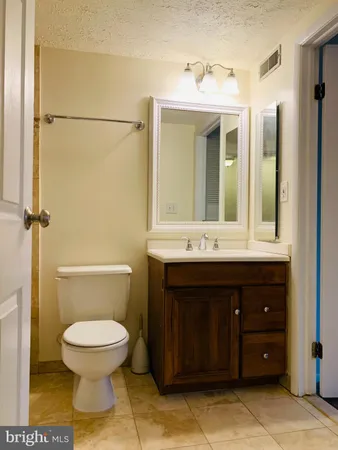 $1,999 | 12508 Cross Ridge Way, Germantown, MD 20874