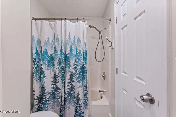 $1,800 | 120 Bonnie Lane, Panama City Beach, FL 32407